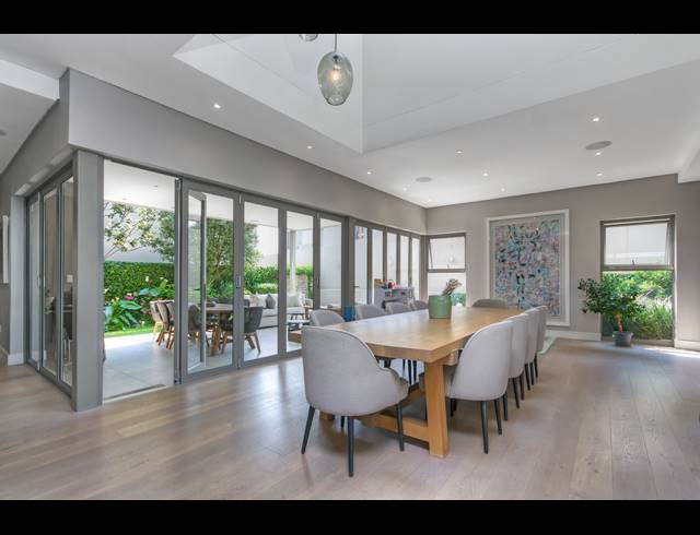 5 BEDROOM CLUSTER FOR SALE IN MORNINGSIDE